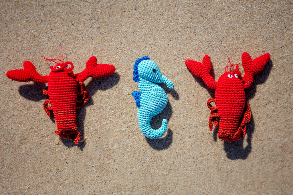 Lurch the Lobster Organic Knit Squeaky Dog Toy Toys KNIT KNACKS   